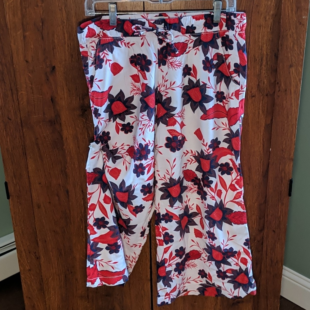 ST. JOHN'S BAY wide leg flowy crop pants